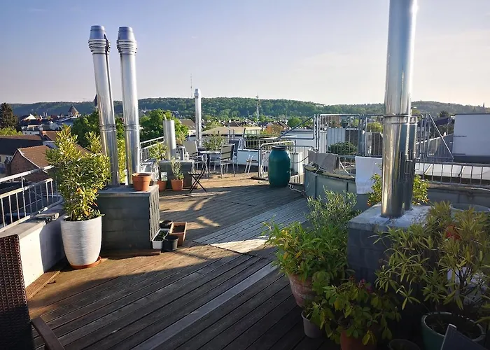 Centrally Located Spacious Flat Close To Rhine Апартаменты Бонн
